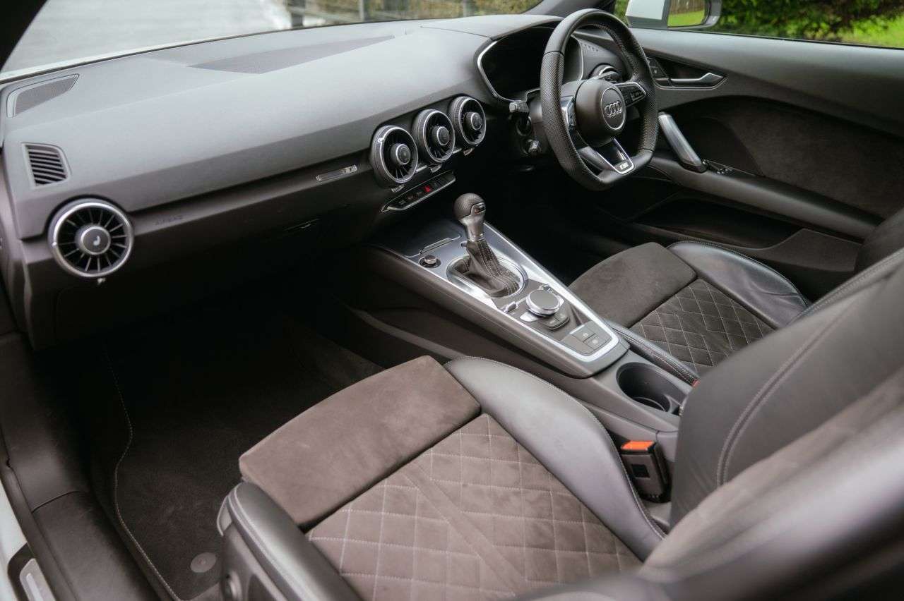 2019 AUDI TT 2019 AUDI TT