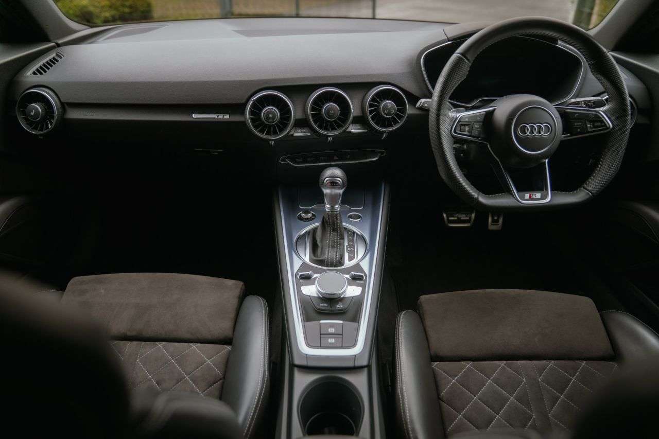 2019 AUDI TT 2019 AUDI TT