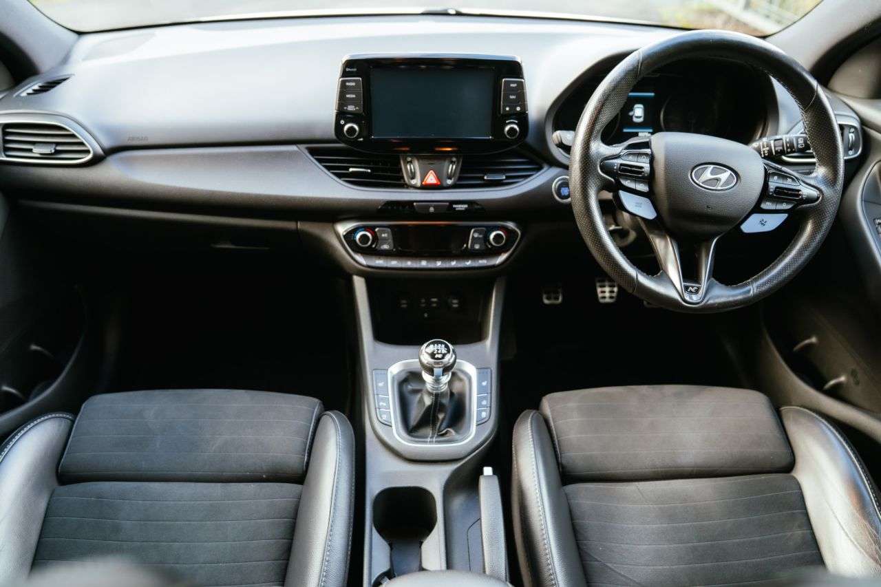 A 2020 HYUNDAI I30 2.0 T-GDi N Performance Hatchback 5dr Petrol Manual Euro 6 (s/s) (275 ps) A 2020 HYUNDAI I30 2.0 T-GDi N Performance Hatchback 5dr Petrol Manual Euro 6 (s/s) (275 ps)