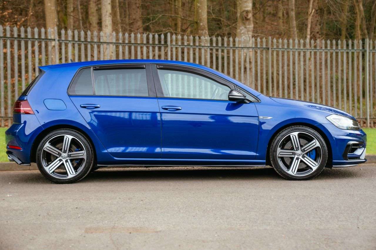 2017 VOLKSWAGEN GOLF 2017 VOLKSWAGEN GOLF