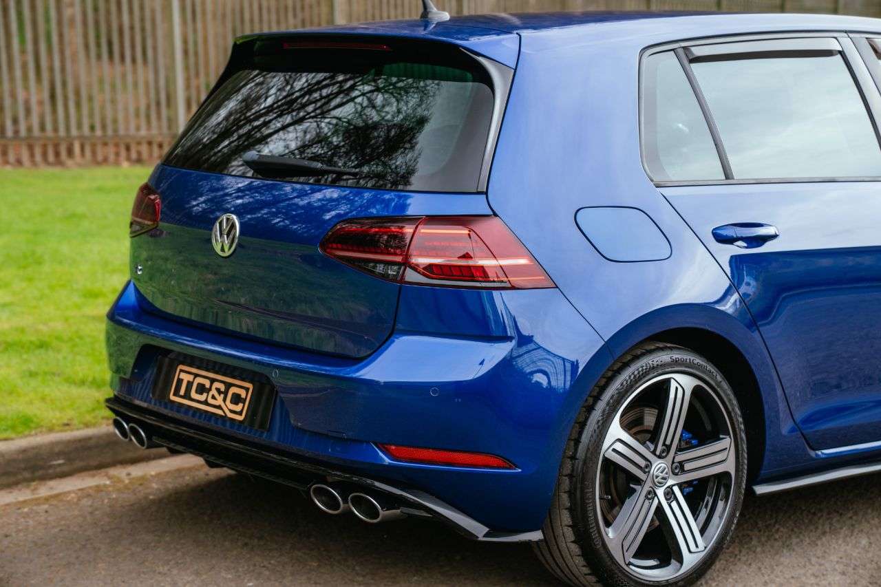 2017 VOLKSWAGEN GOLF 2017 VOLKSWAGEN GOLF