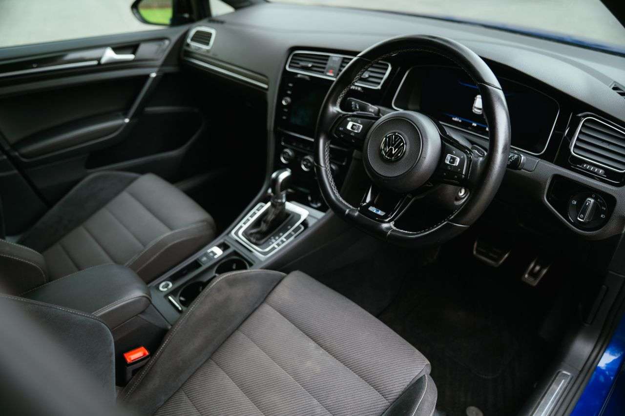 2017 VOLKSWAGEN GOLF 2017 VOLKSWAGEN GOLF