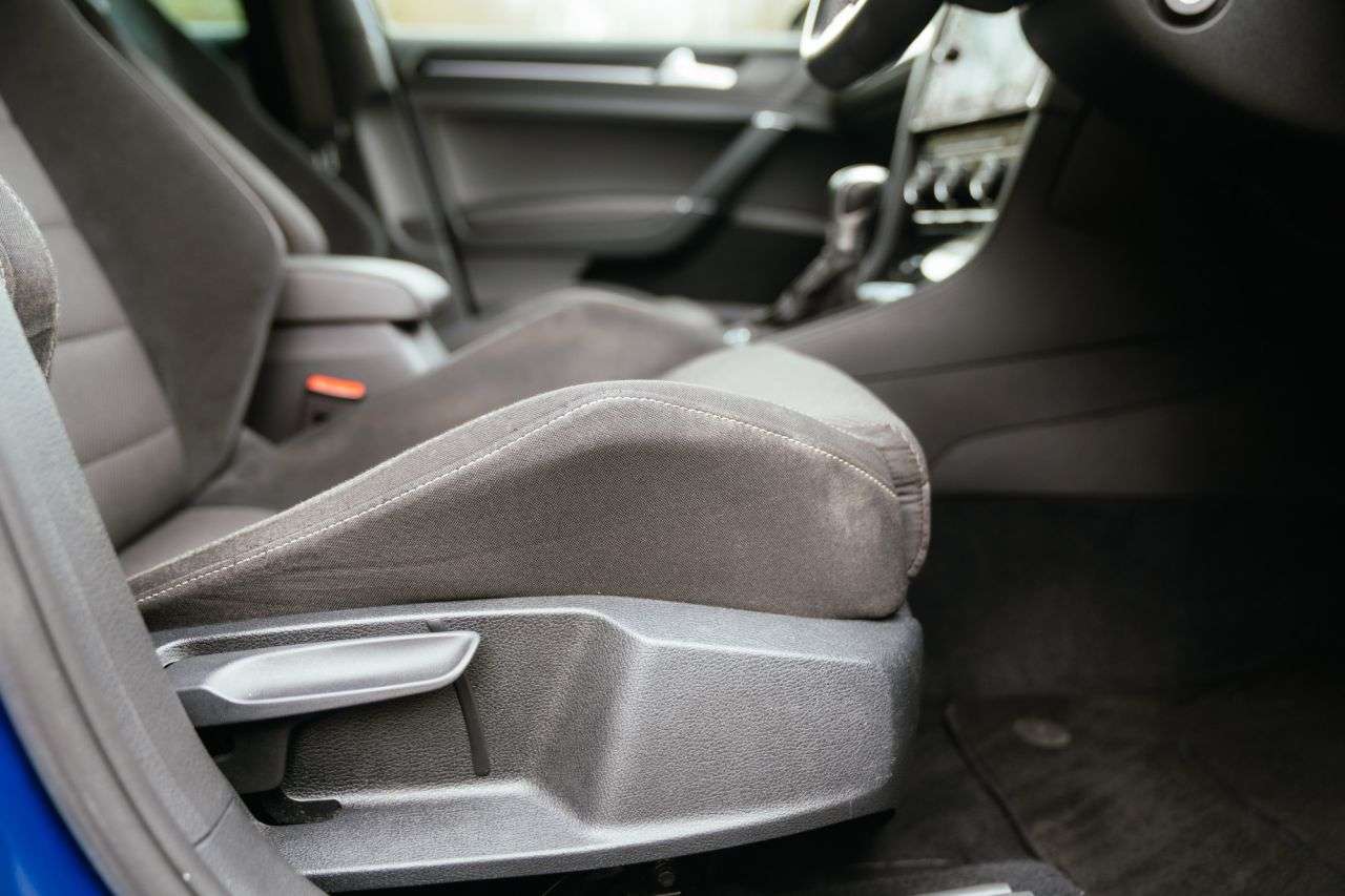 2017 VOLKSWAGEN GOLF 2017 VOLKSWAGEN GOLF