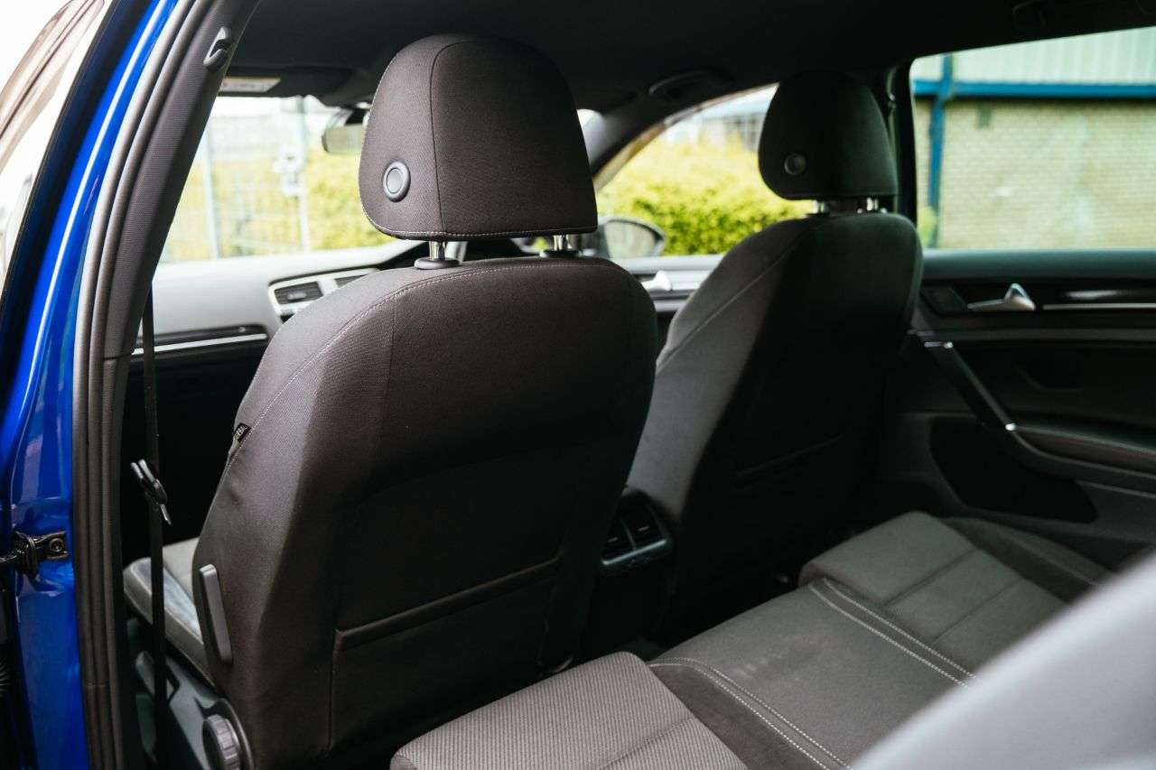 2017 VOLKSWAGEN GOLF 2017 VOLKSWAGEN GOLF