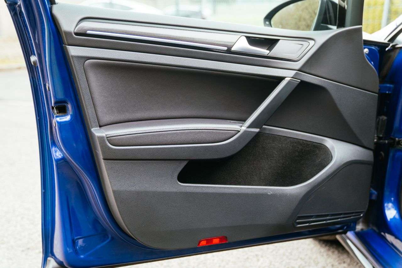 2017 VOLKSWAGEN GOLF 2017 VOLKSWAGEN GOLF