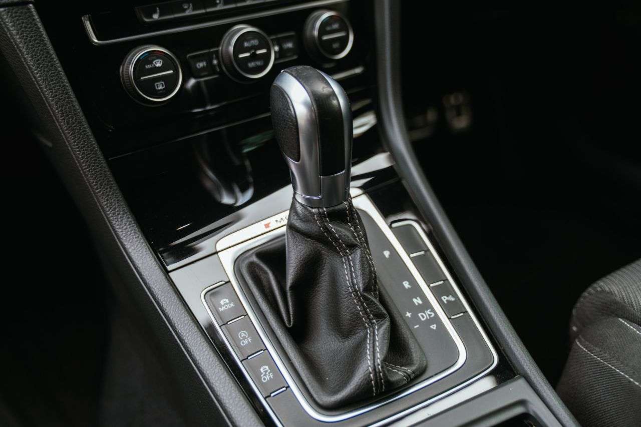 2017 VOLKSWAGEN GOLF 2017 VOLKSWAGEN GOLF