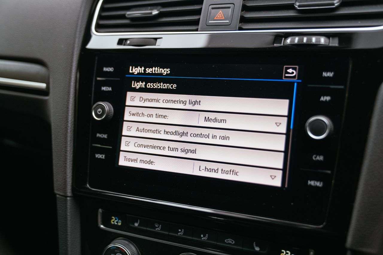 2017 VOLKSWAGEN GOLF 2017 VOLKSWAGEN GOLF