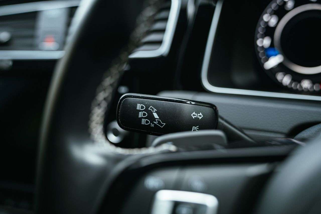 2017 VOLKSWAGEN GOLF 2017 VOLKSWAGEN GOLF