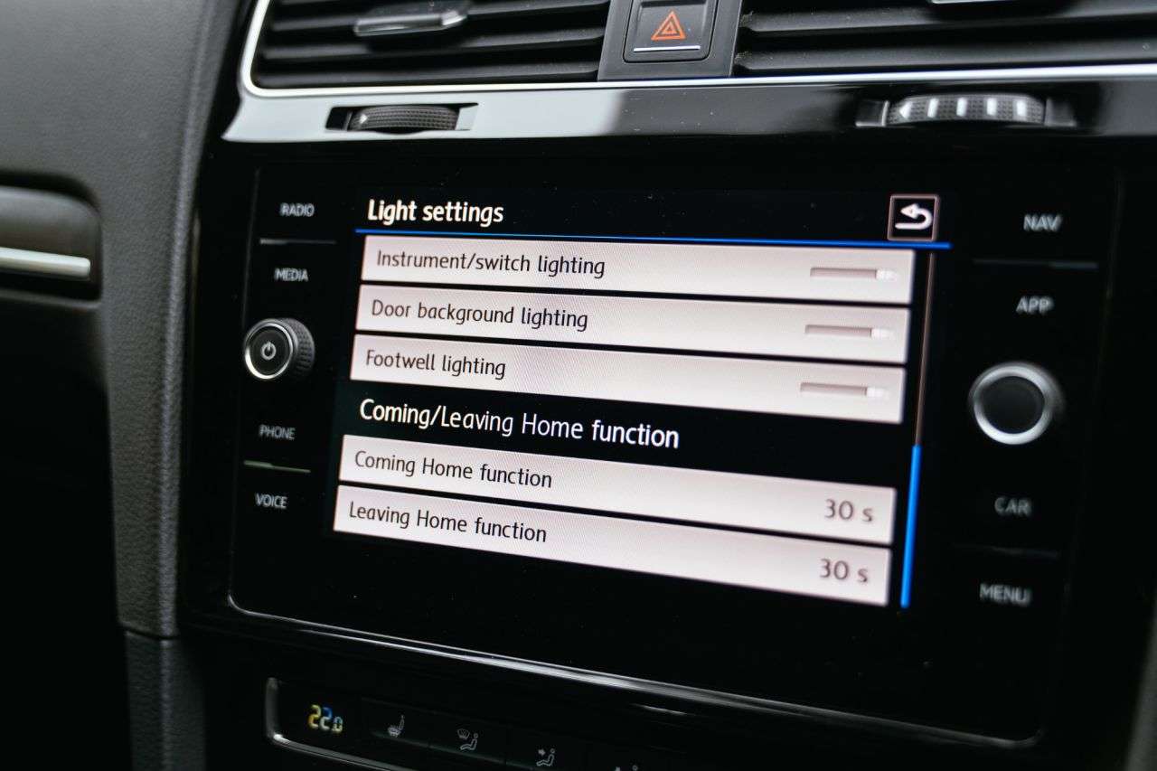 2017 VOLKSWAGEN GOLF 2017 VOLKSWAGEN GOLF