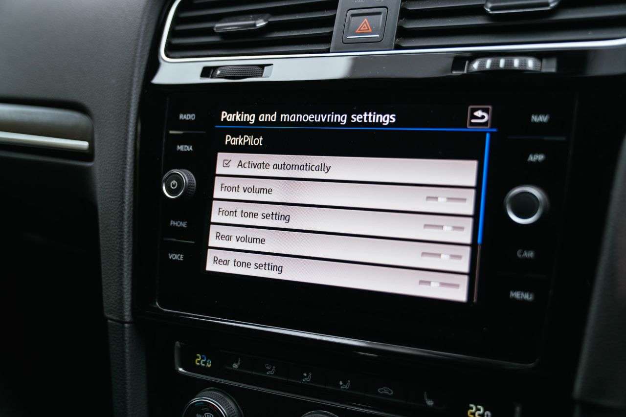 2017 VOLKSWAGEN GOLF 2017 VOLKSWAGEN GOLF