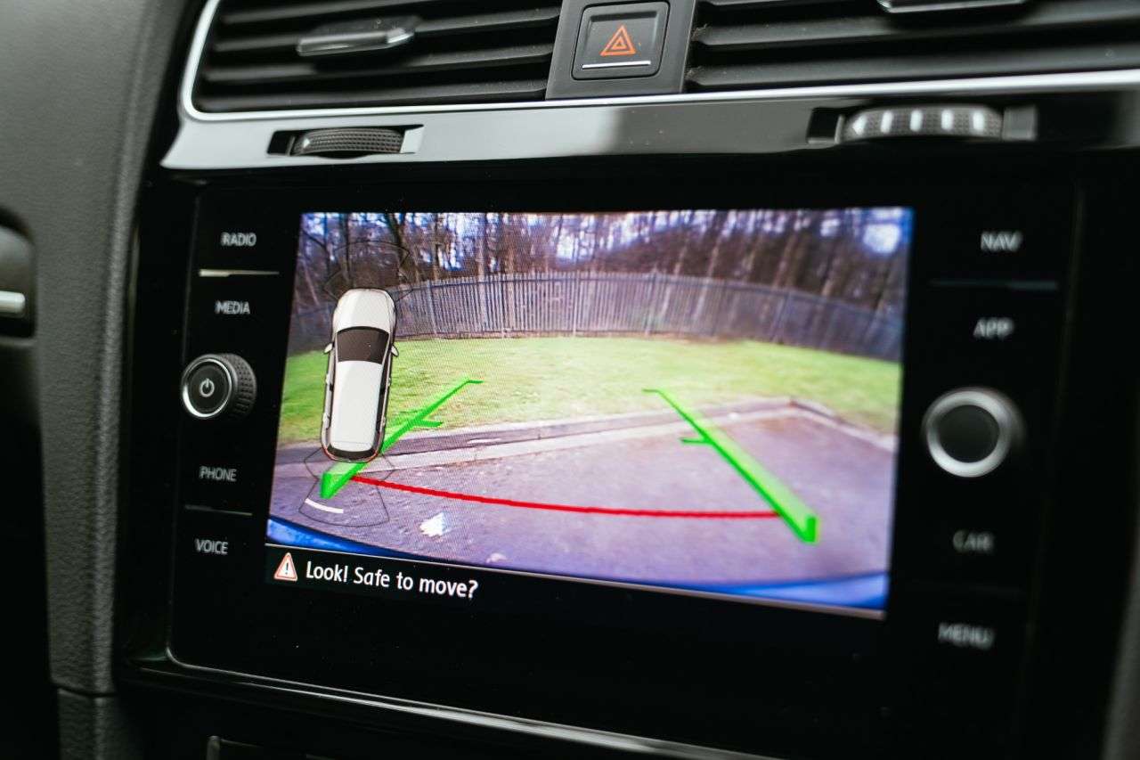 2017 VOLKSWAGEN GOLF 2017 VOLKSWAGEN GOLF