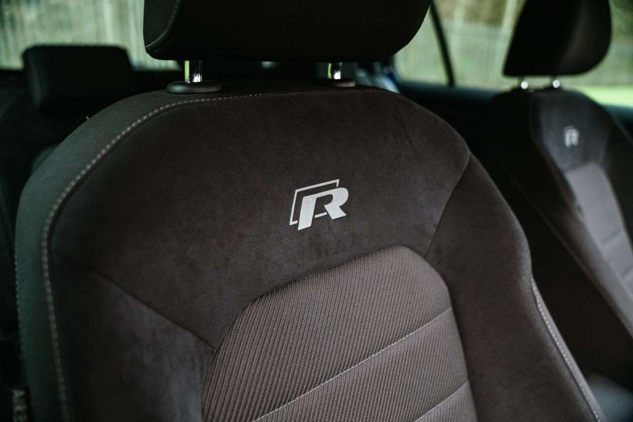 2017 VOLKSWAGEN GOLF 2017 VOLKSWAGEN GOLF