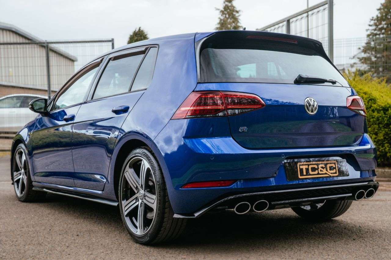 2017 VOLKSWAGEN GOLF 2017 VOLKSWAGEN GOLF