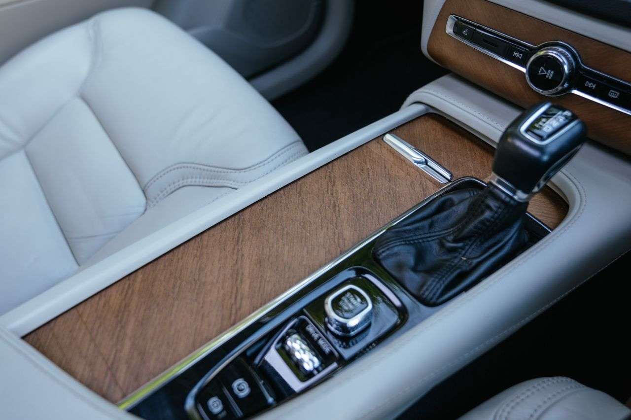 2018 VOLVO XC90 2018 VOLVO XC90