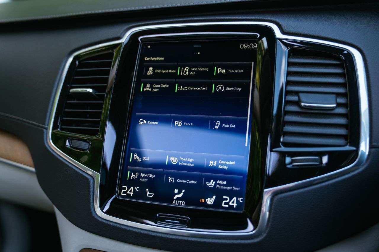 2018 VOLVO XC90 2018 VOLVO XC90
