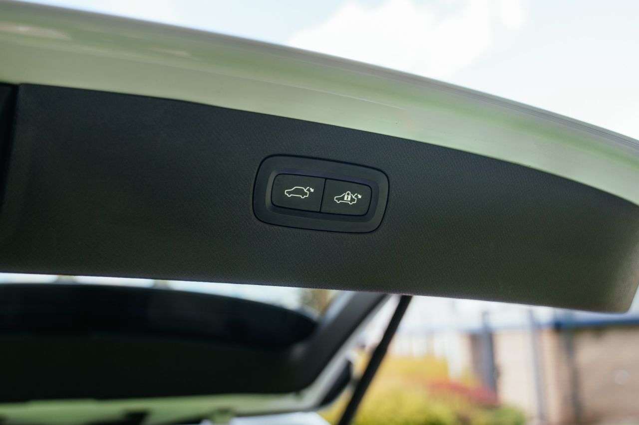 2018 VOLVO XC90 2018 VOLVO XC90