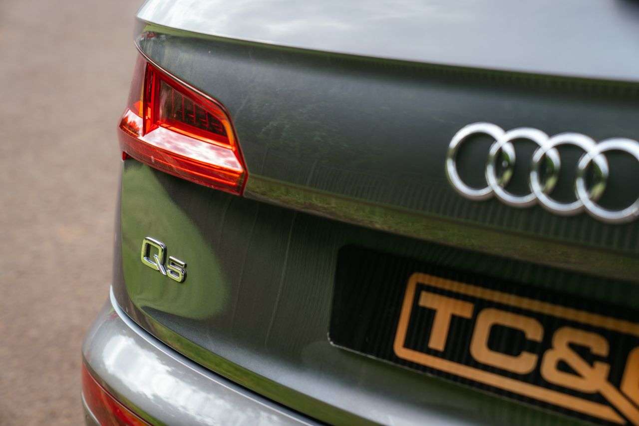 2018 AUDI Q5 2018 AUDI Q5