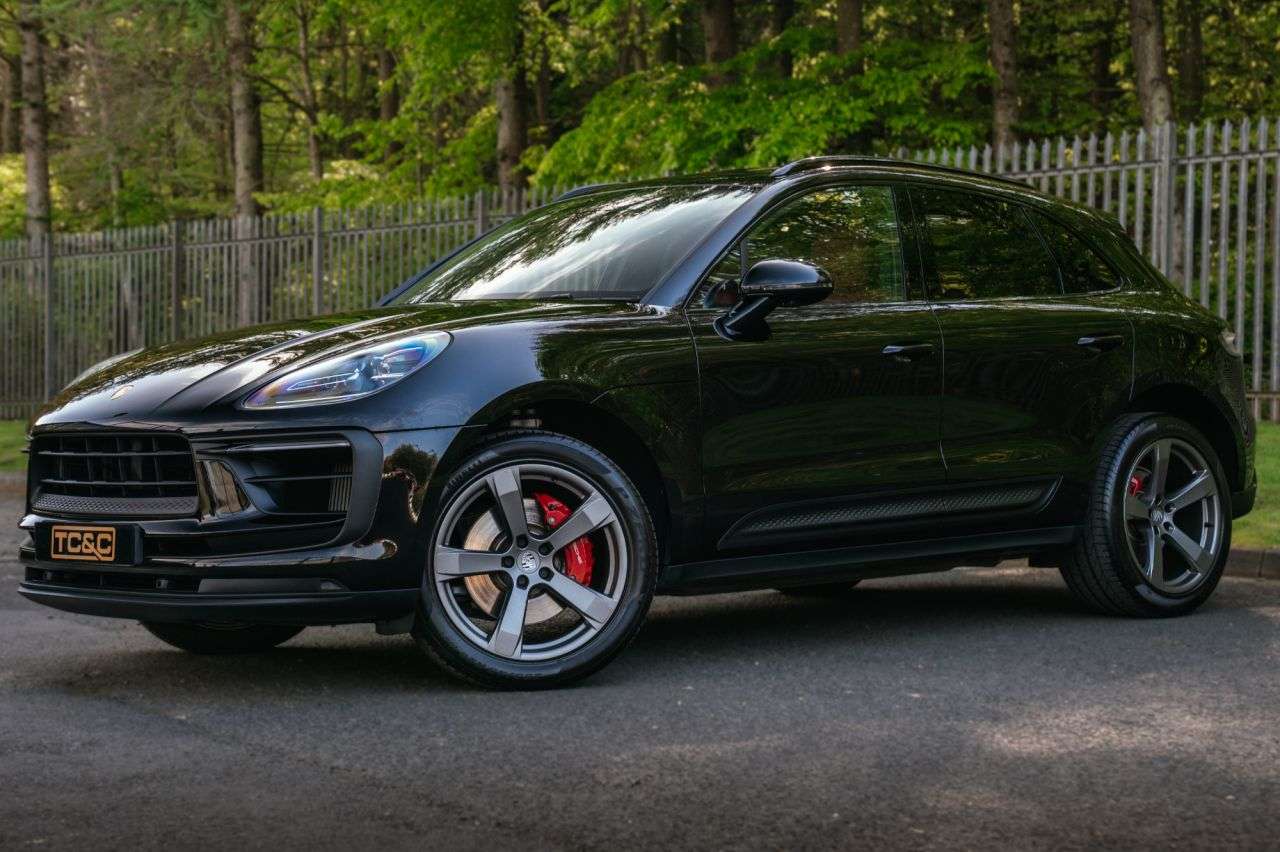 A 2023 PORSCHE MACAN 2.9T V6 S SUV 5dr Petrol PDK 4WD Euro 6 (s/s) (380 ps) A 2023 PORSCHE MACAN 2.9T V6 S SUV 5dr Petrol PDK 4WD Euro 6 (s/s) (380 ps)