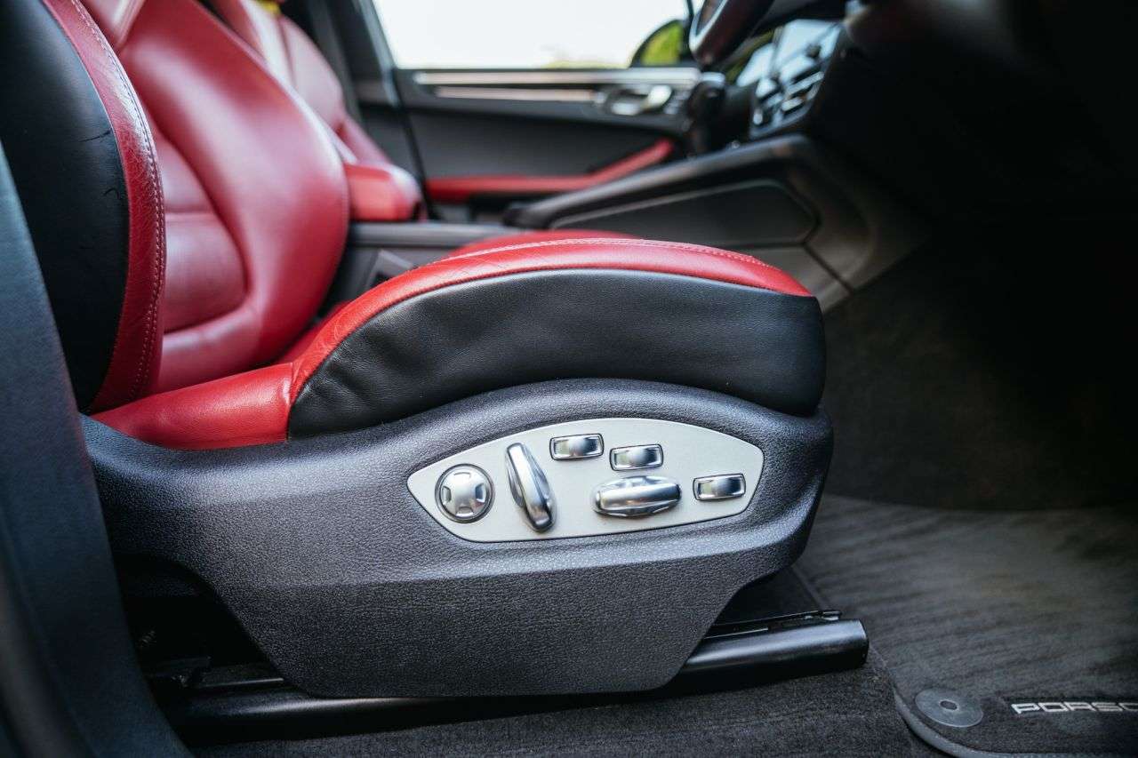 2023 PORSCHE MACAN 2023 PORSCHE MACAN