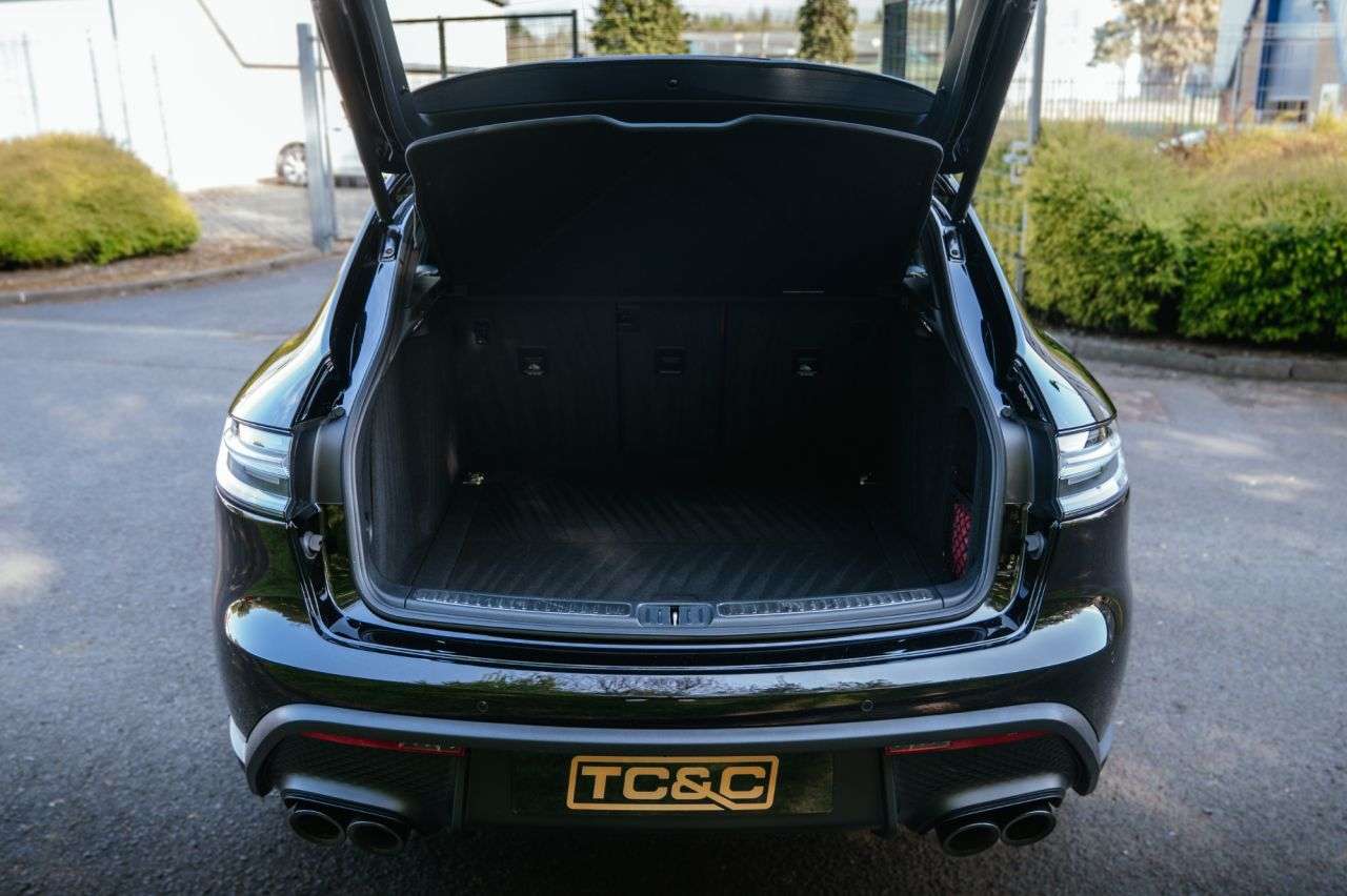 2023 PORSCHE MACAN 2023 PORSCHE MACAN