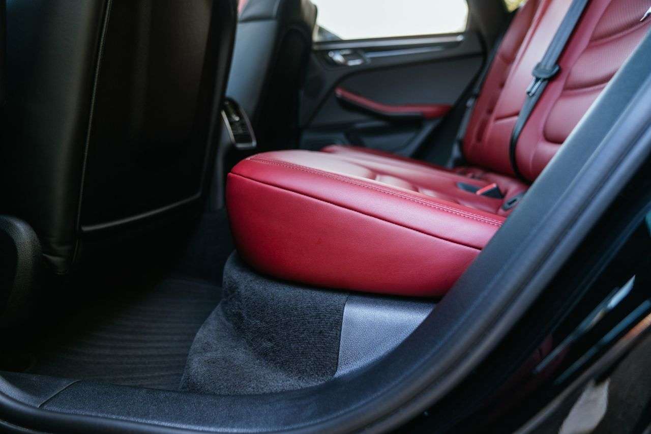2023 PORSCHE MACAN 2023 PORSCHE MACAN