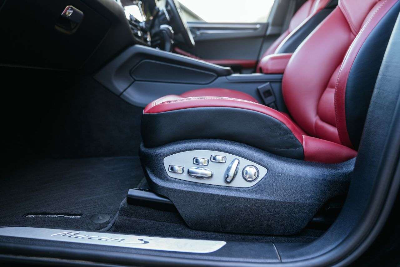 2023 PORSCHE MACAN 2023 PORSCHE MACAN