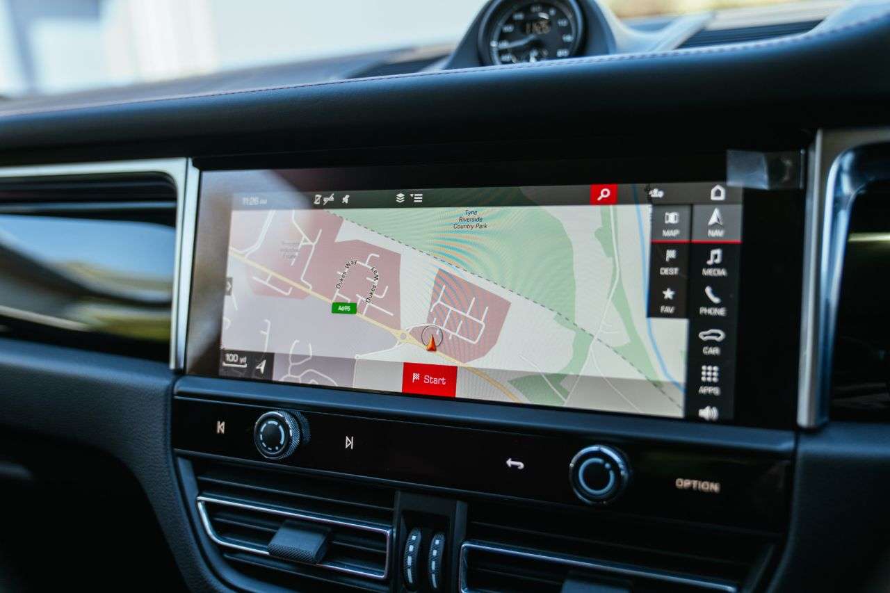 2023 PORSCHE MACAN 2023 PORSCHE MACAN
