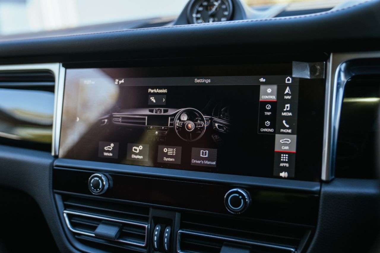 2023 PORSCHE MACAN 2023 PORSCHE MACAN