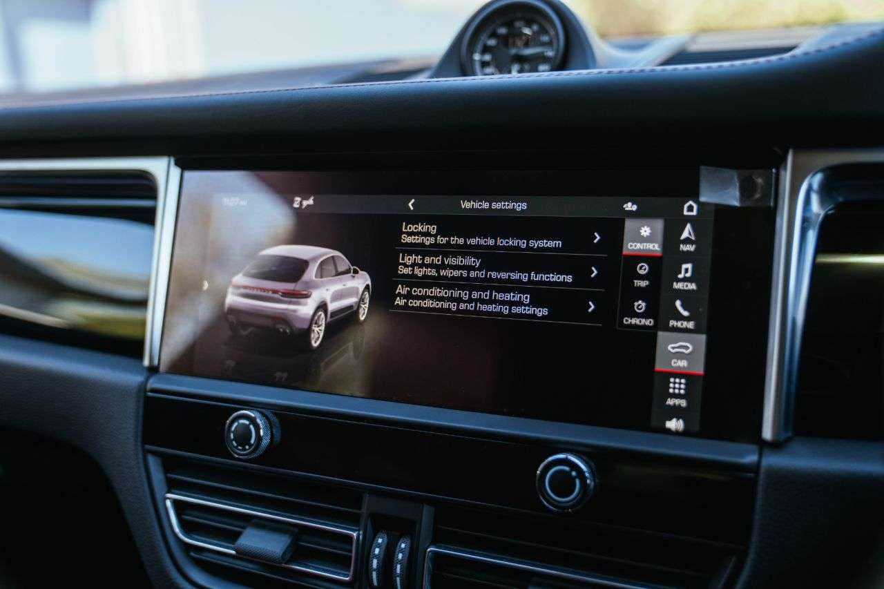 2023 PORSCHE MACAN 2023 PORSCHE MACAN