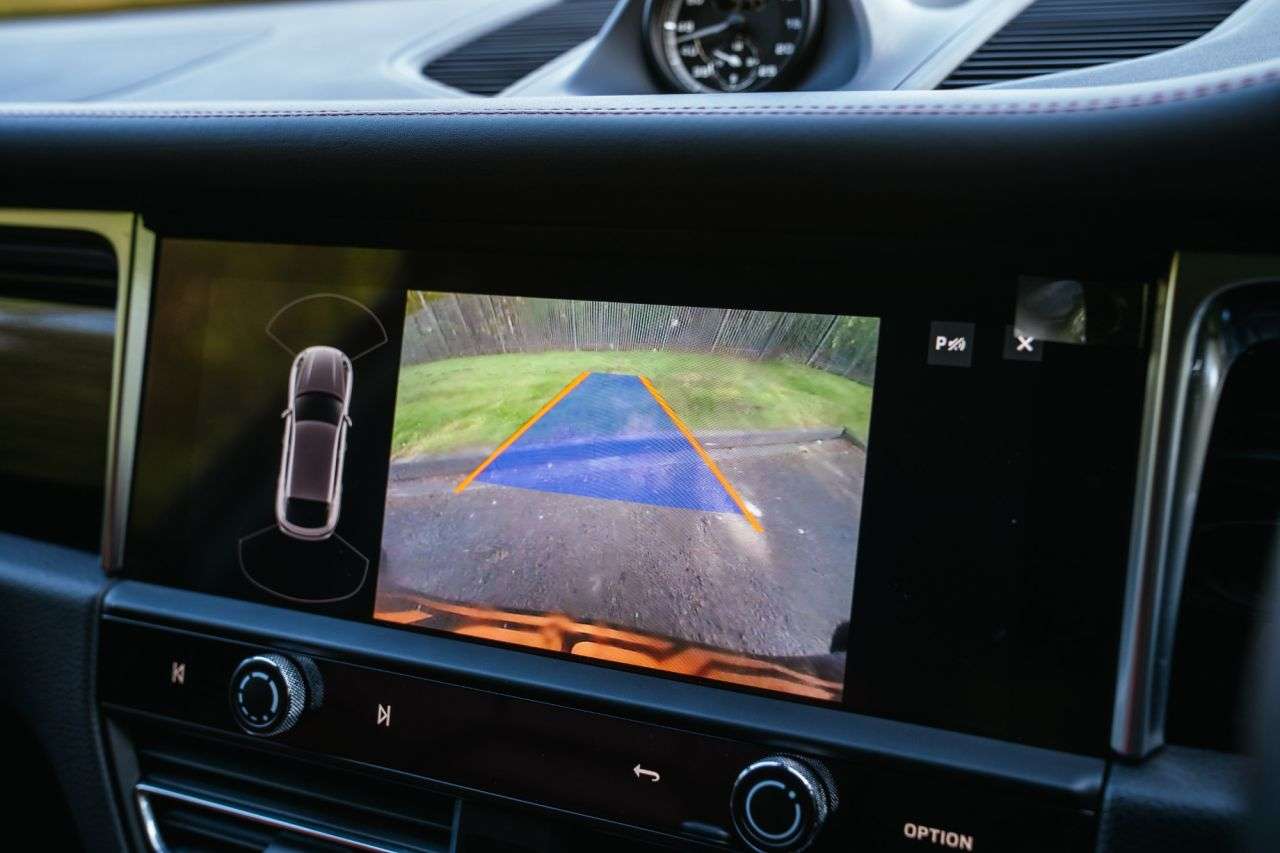 2023 PORSCHE MACAN 2023 PORSCHE MACAN