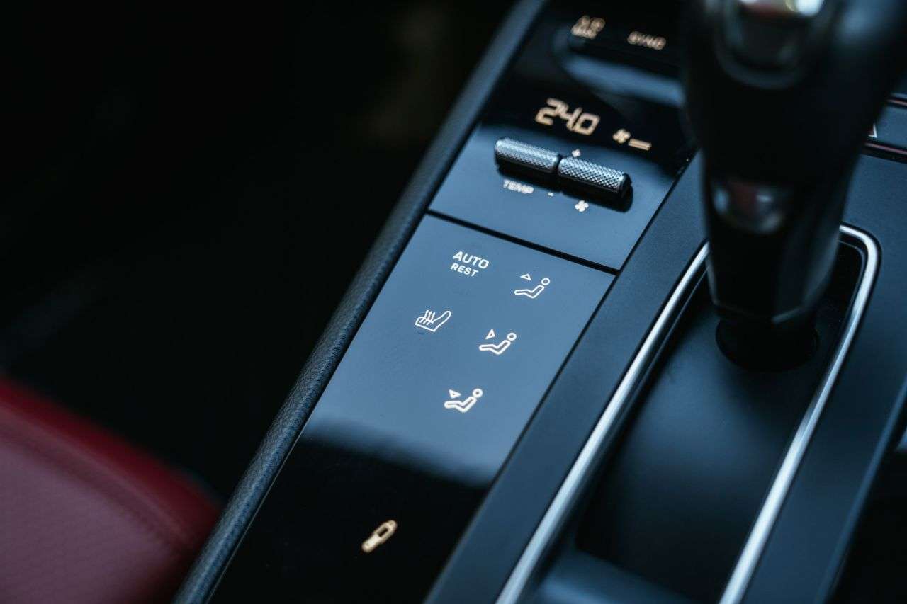 2023 PORSCHE MACAN 2023 PORSCHE MACAN
