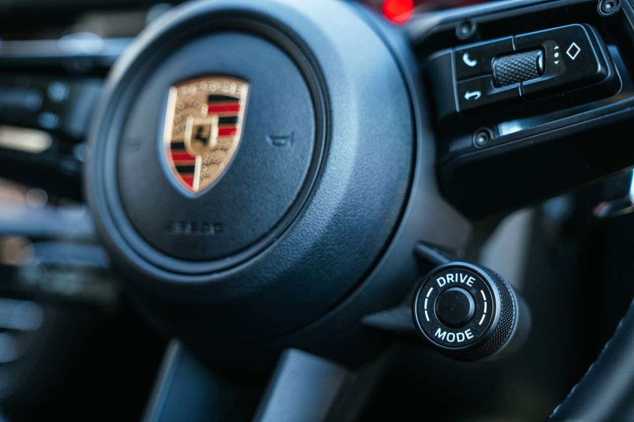 2023 PORSCHE MACAN 2023 PORSCHE MACAN