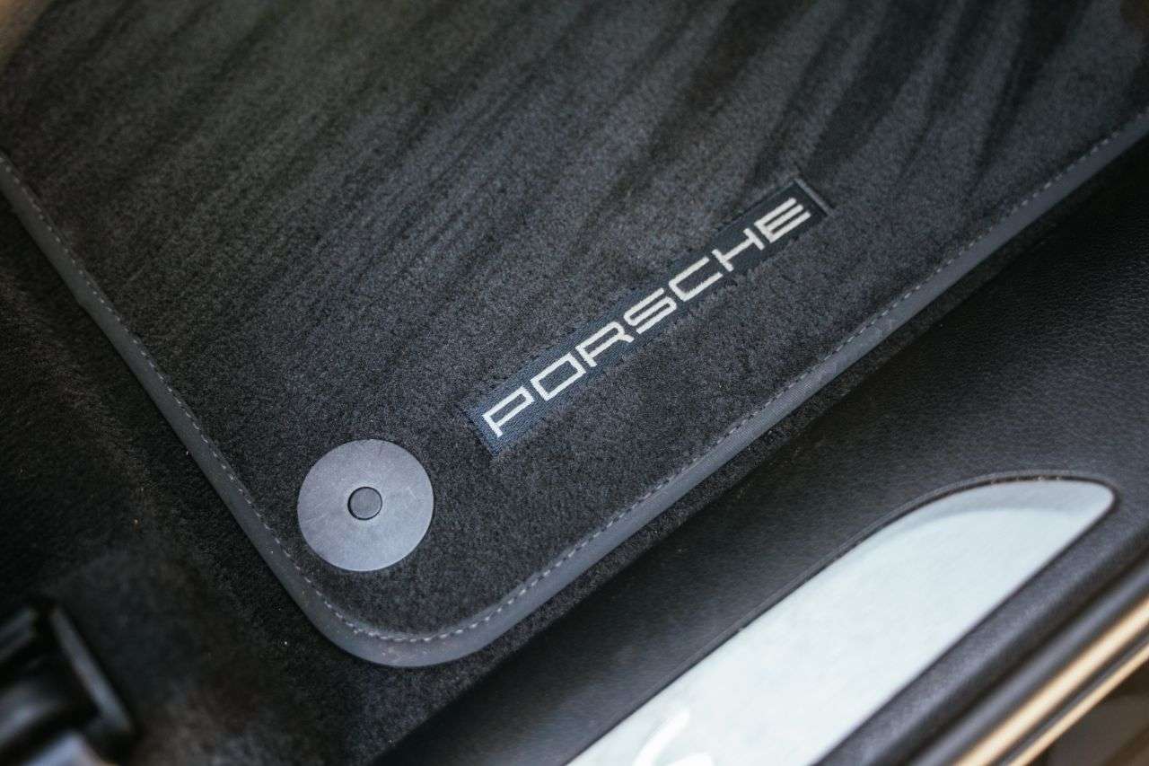 2023 PORSCHE MACAN 2023 PORSCHE MACAN