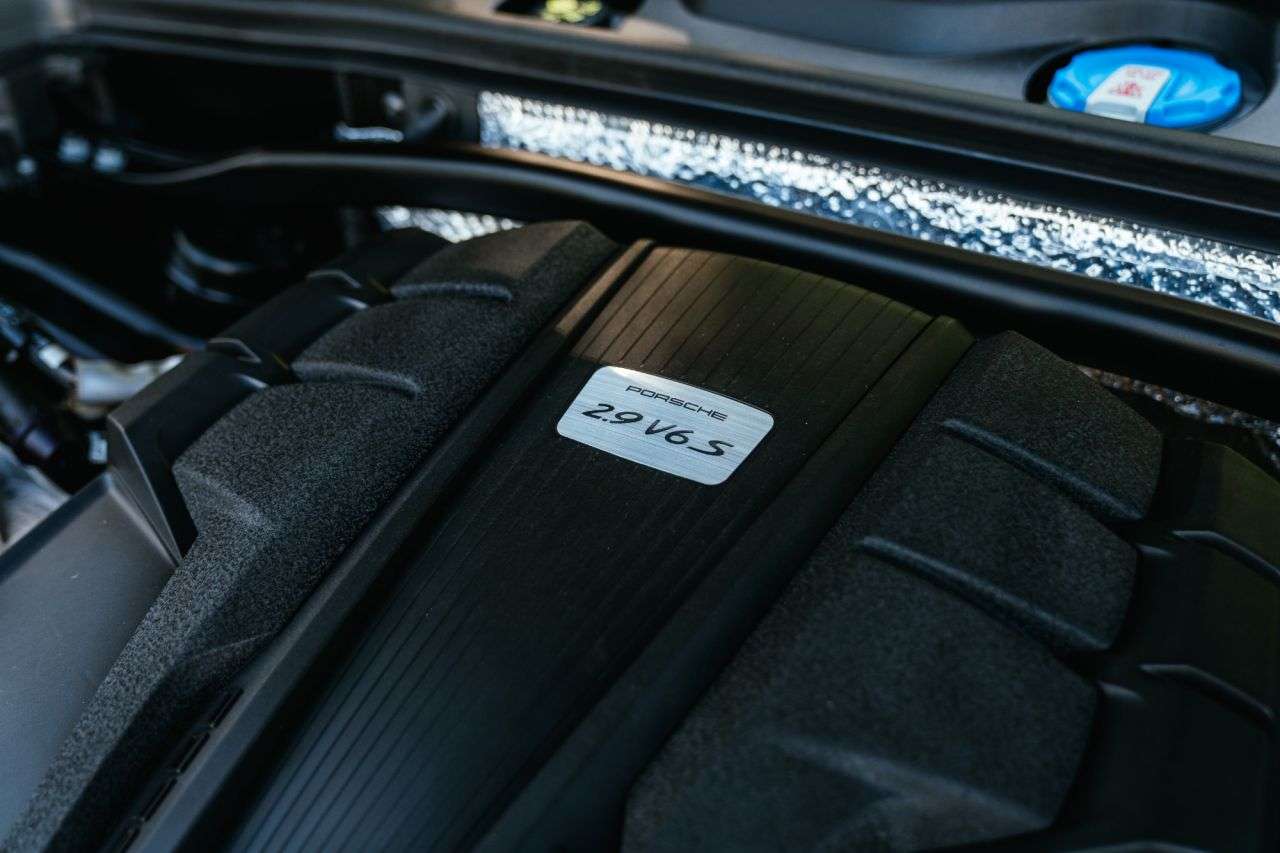 2023 PORSCHE MACAN 2023 PORSCHE MACAN
