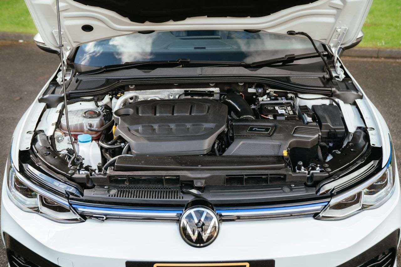 2024 VOLKSWAGEN GOLF 2024 VOLKSWAGEN GOLF