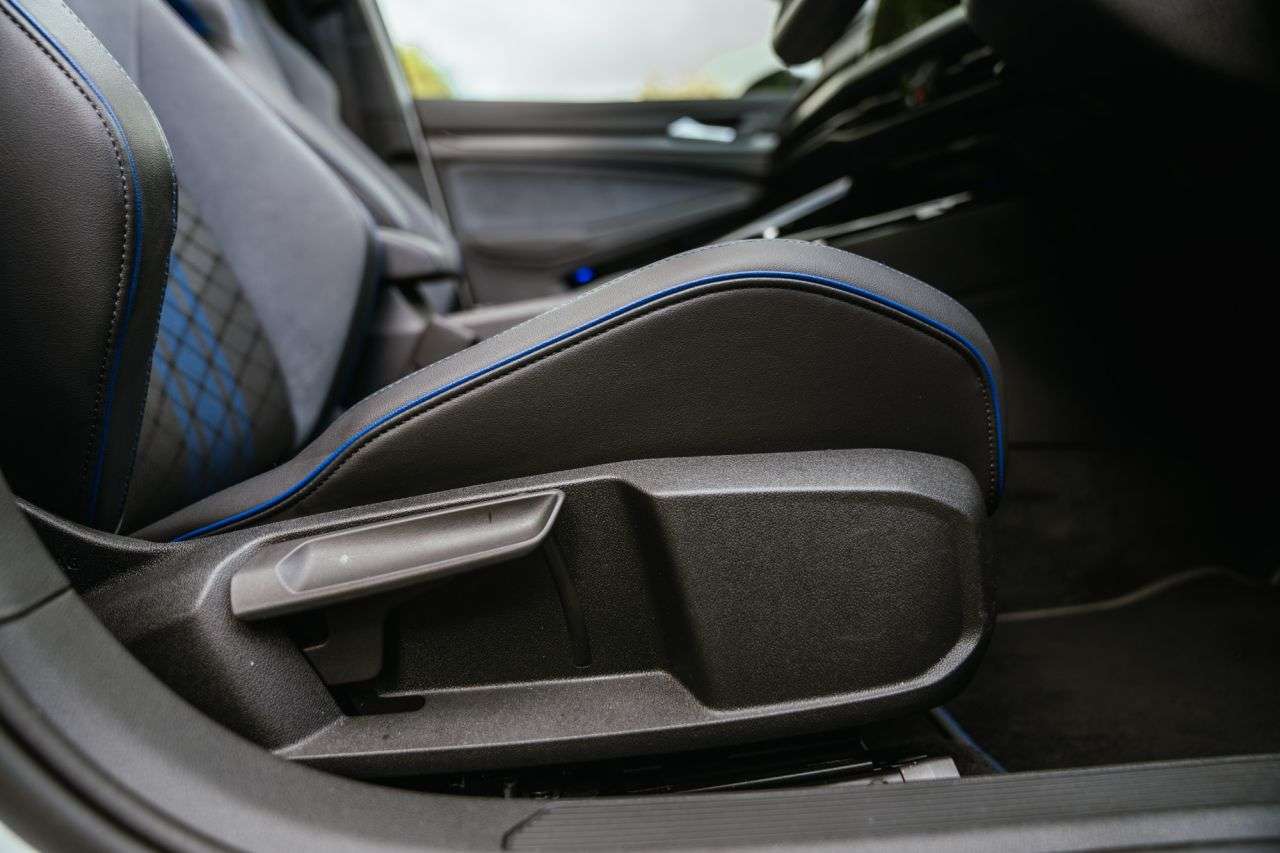 2024 VOLKSWAGEN GOLF 2024 VOLKSWAGEN GOLF