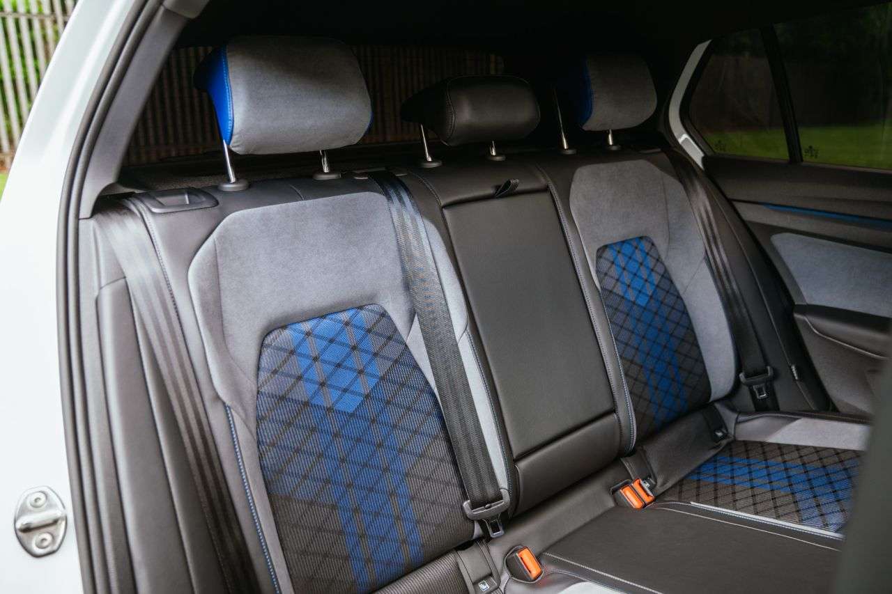2024 VOLKSWAGEN GOLF 2024 VOLKSWAGEN GOLF