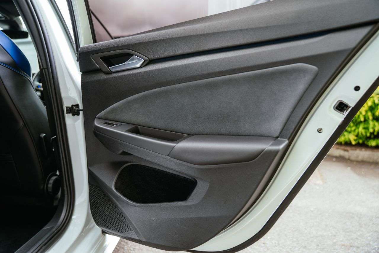 2024 VOLKSWAGEN GOLF 2024 VOLKSWAGEN GOLF