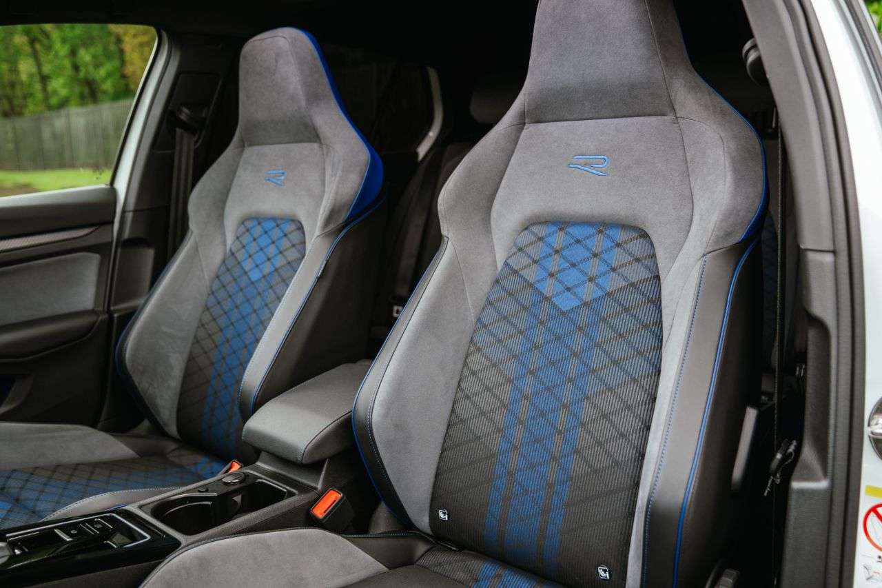 2024 VOLKSWAGEN GOLF 2024 VOLKSWAGEN GOLF