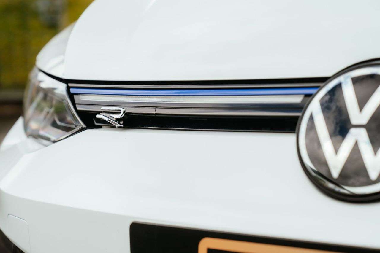 2024 VOLKSWAGEN GOLF 2024 VOLKSWAGEN GOLF