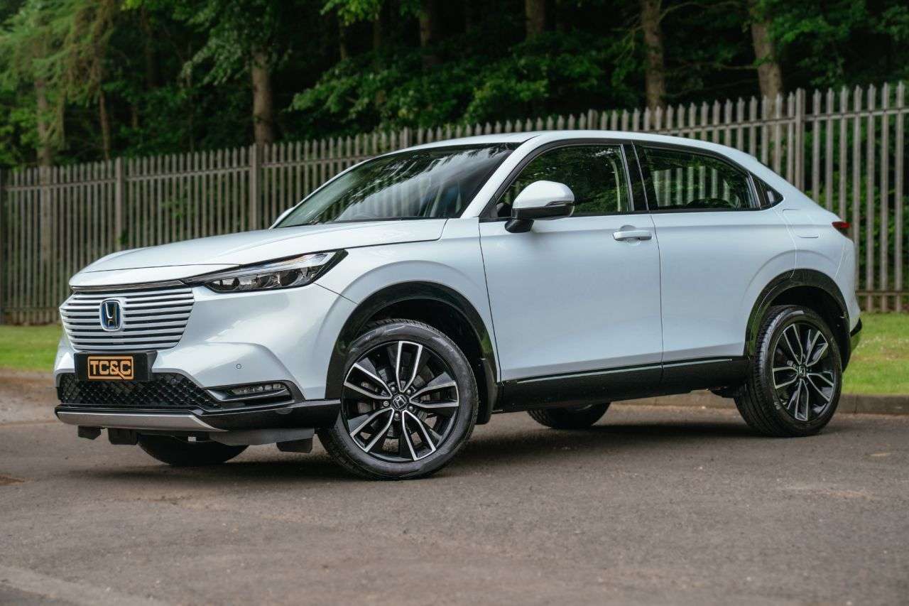 A 2022 HONDA HR-V 1.5 h i-MMD Advance SUV 5dr Petrol Hybrid CVT Euro 6 (s/s) (131 ps) A 2022 HONDA HR-V 1.5 h i-MMD Advance SUV 5dr Petrol Hybrid CVT Euro 6 (s/s) (131 ps)