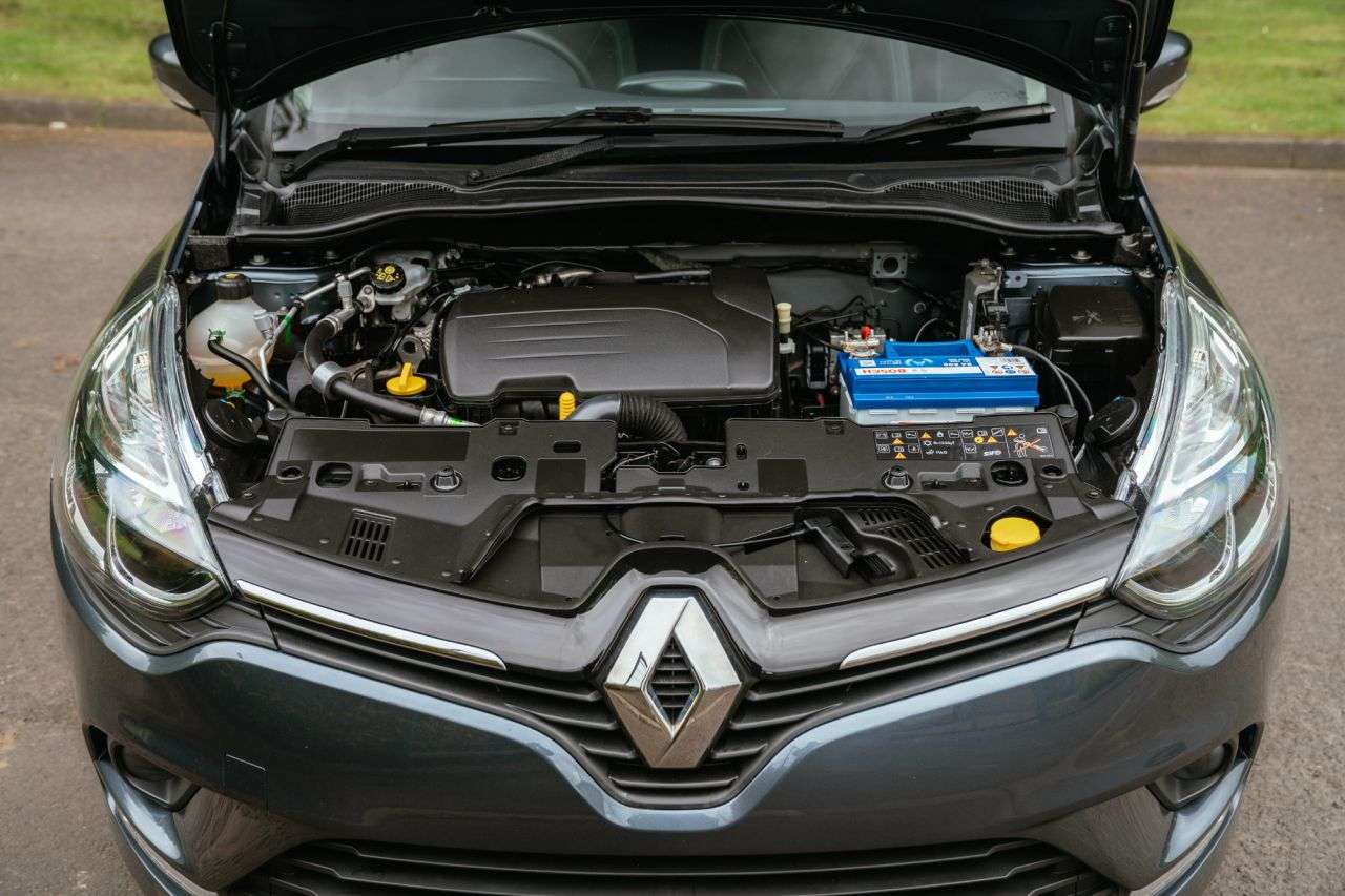 2018 RENAULT CLIO 2018 RENAULT CLIO