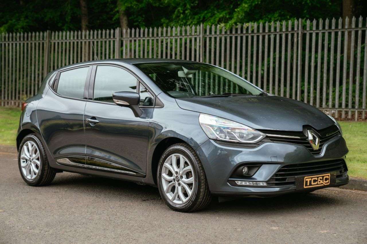 2018 RENAULT CLIO 2018 RENAULT CLIO
