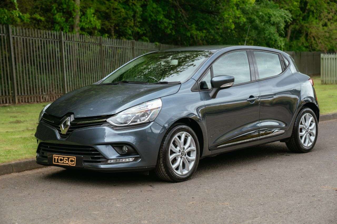 2018 RENAULT CLIO 2018 RENAULT CLIO