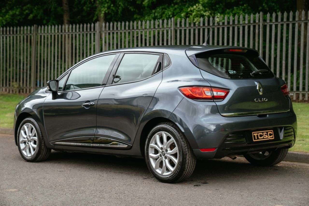 2018 RENAULT CLIO 2018 RENAULT CLIO