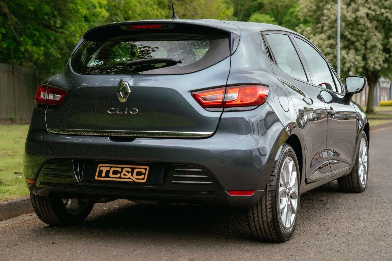 2018 RENAULT CLIO 2018 RENAULT CLIO