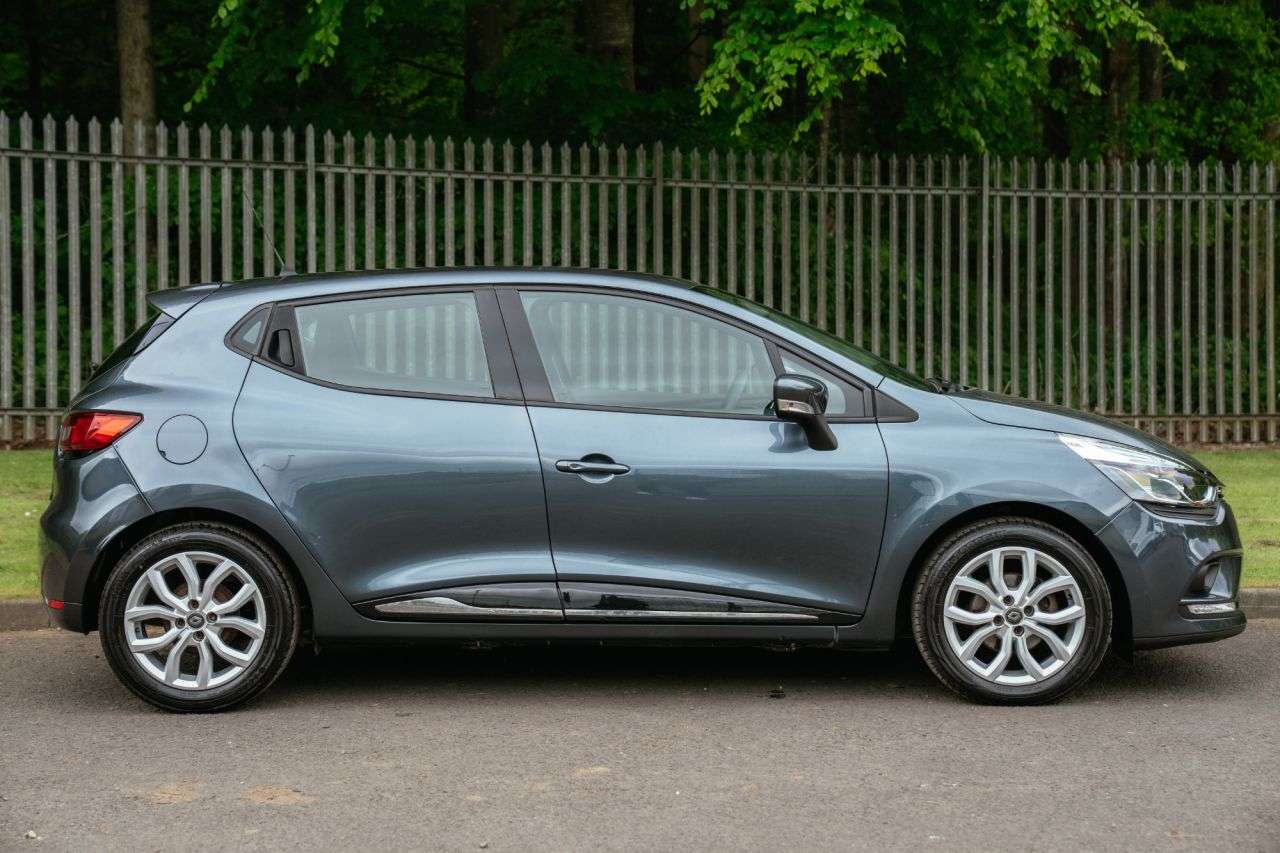 2018 RENAULT CLIO 2018 RENAULT CLIO