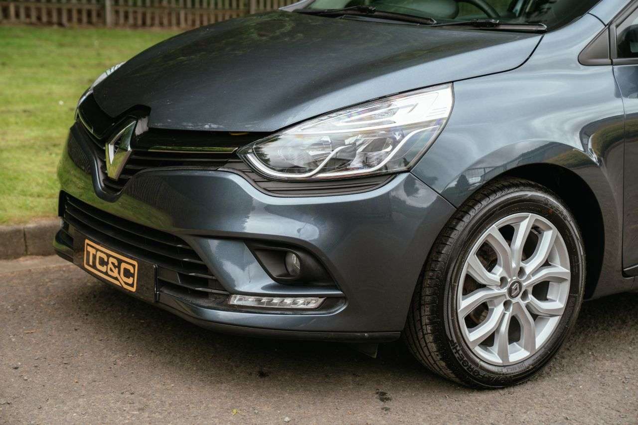 2018 RENAULT CLIO 2018 RENAULT CLIO