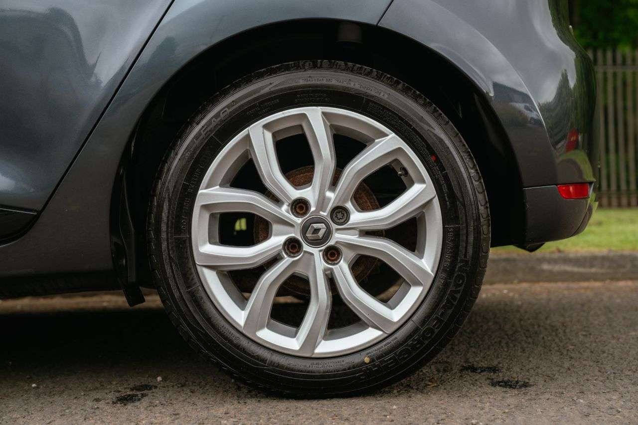 2018 RENAULT CLIO 2018 RENAULT CLIO