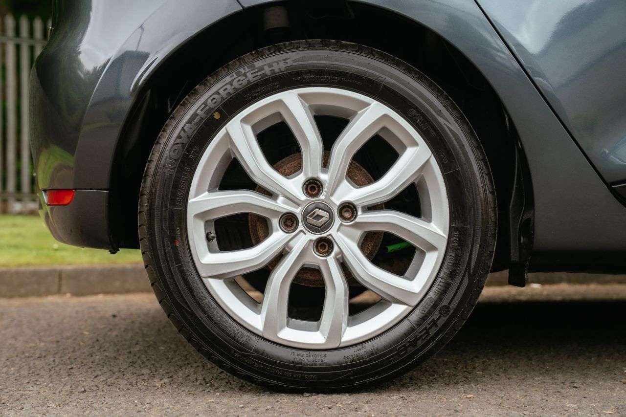 2018 RENAULT CLIO 2018 RENAULT CLIO